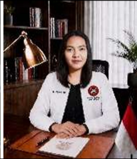 SUCI PRATIWI
